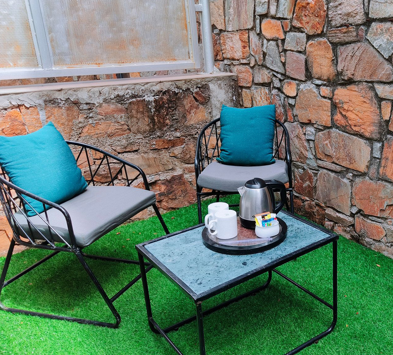  Balcony rooms